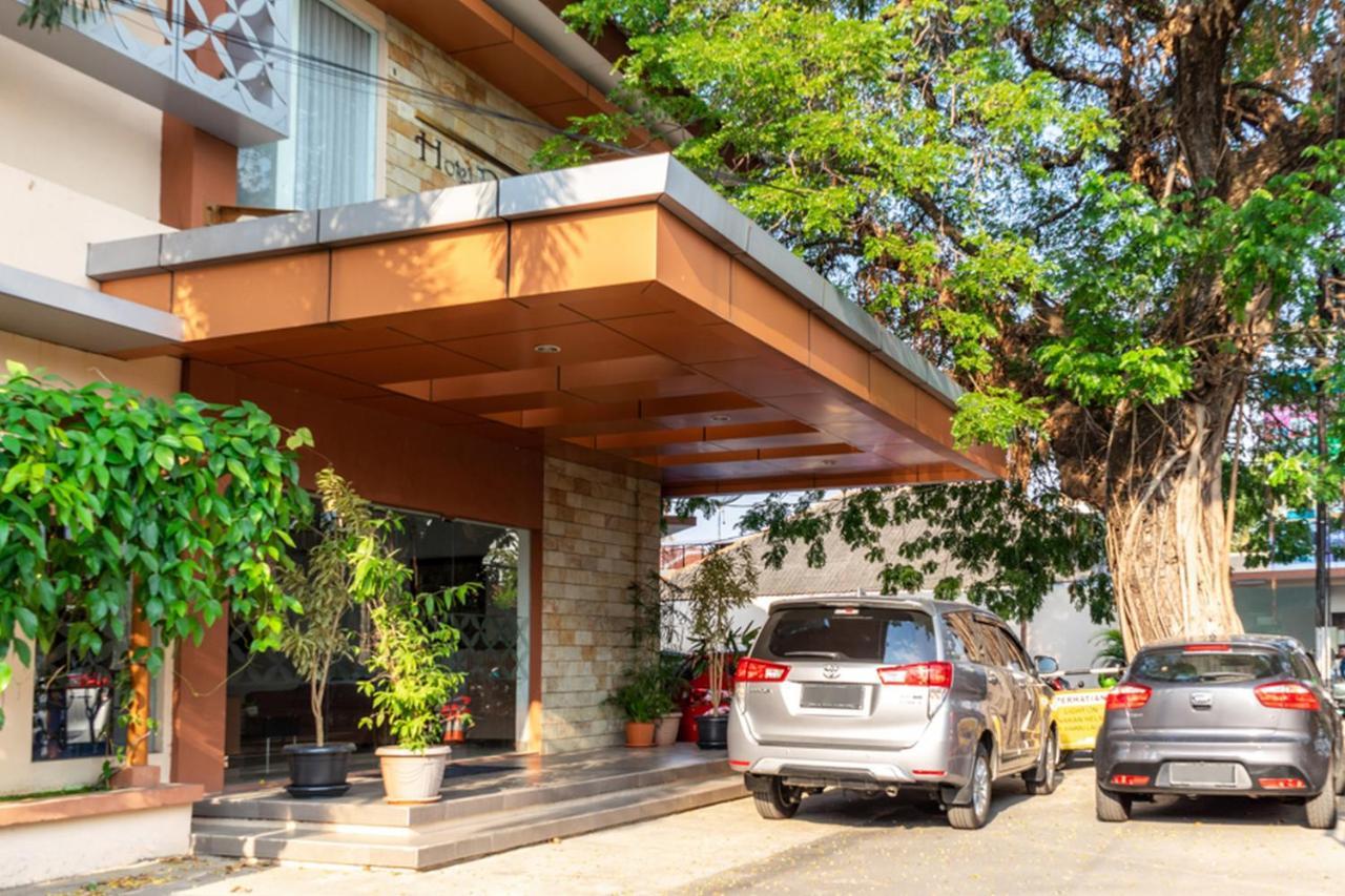 Reddoorz Plus Syariah Near Java Supermall Semarang 2 Exterior photo