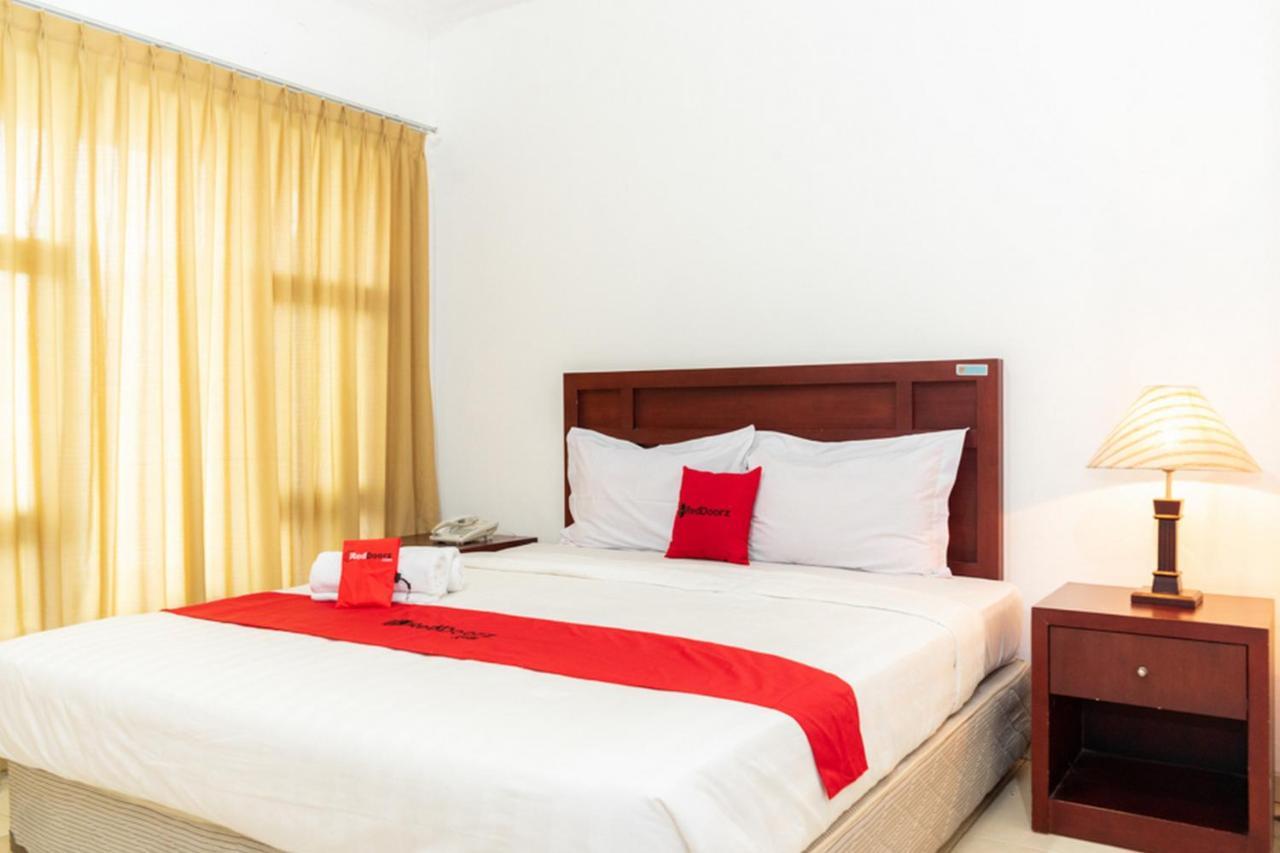 Reddoorz Plus Syariah Near Java Supermall Semarang 2 Exterior photo